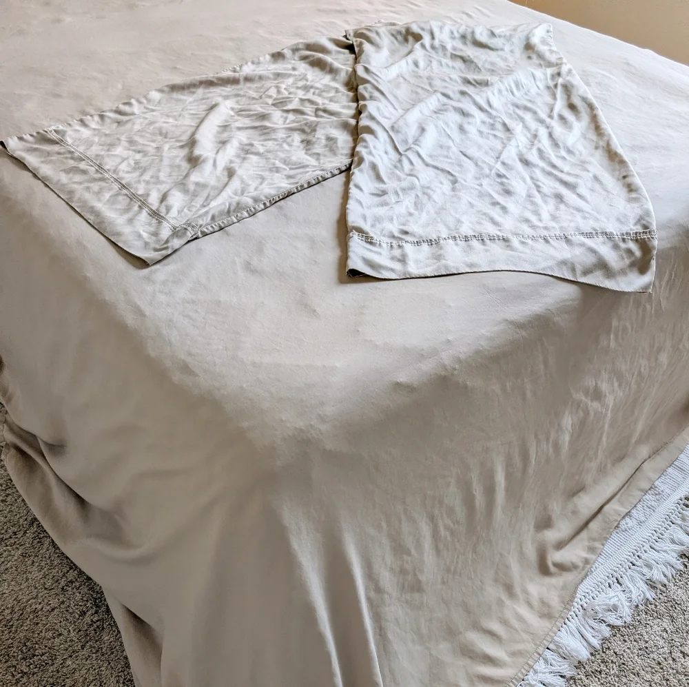 Malouf Woven Tencel King  Flat Sheet pillowcovers Cooling Flowy Soft Luxurious